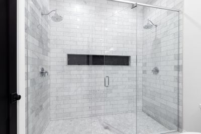 Shower Floor with Textured Tiles